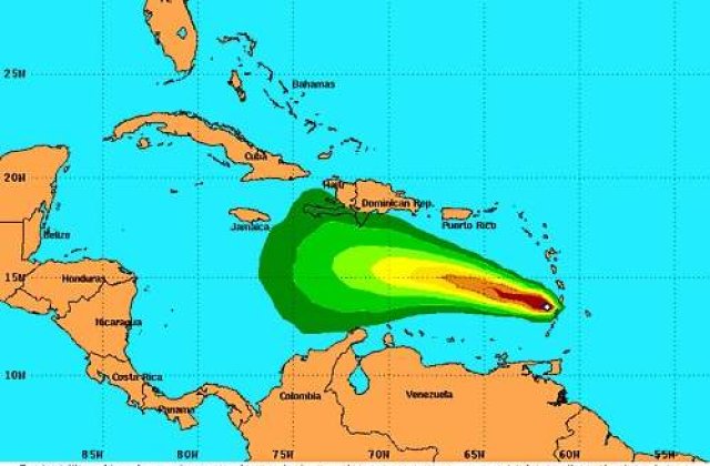 Furtuna tropicala Tomas a devenit uragan
