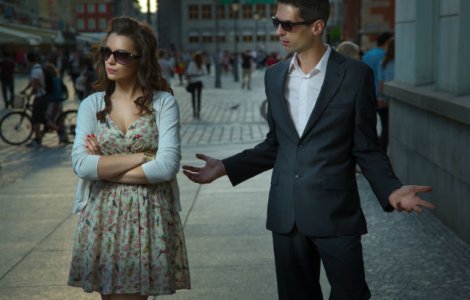  Top  7 semne ca iubesti un manipulator emotional