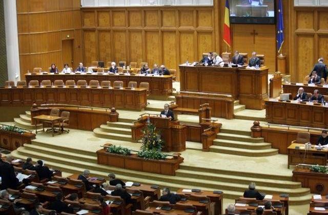 OUG 14, aprobata in Comisia juridica a Camerei Deputatilor