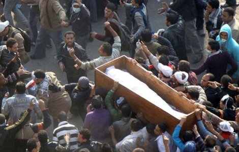 India: Un tanar s-a trezit in timp ce era aproape de a fi inmormantat