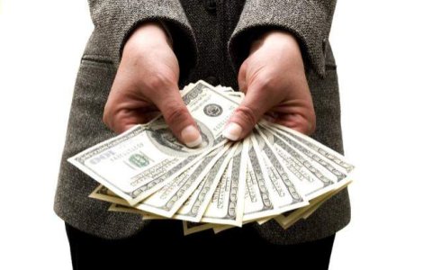 Stolojan, increzator in cresterile salariale