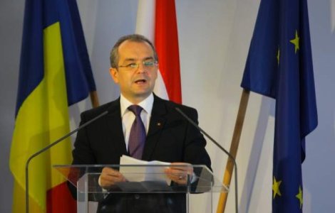 Inlocuirea lui Boc de la Guvern: Barfe, povesti si baliverne?