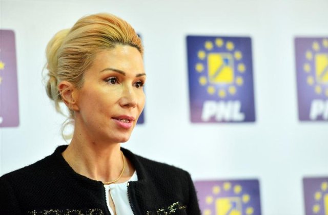 Raluca Turcan spune ca USR poate in timp sa fuzioneze cu PNL