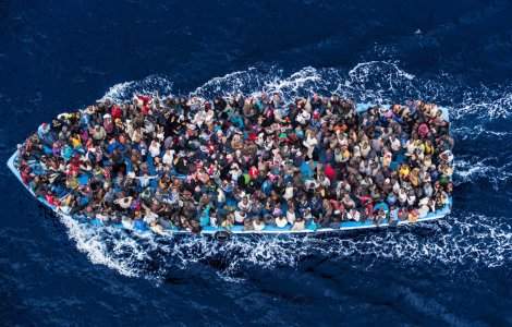 Circa 1.100 de migranti salvati joi din Marea Mediterana
