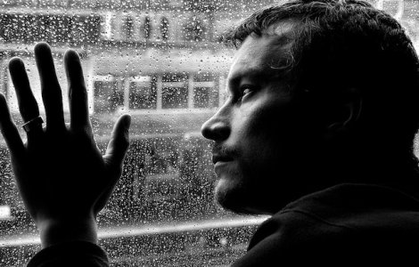  Top  10 lucruri pe care nu ar trebui sa le spui niciodata persoanelor depresive