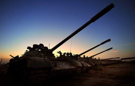 Rusia a inceput livrarile de arme catre Afganistan