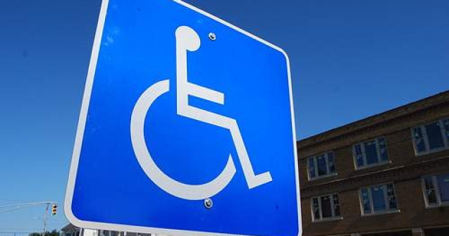  Top  Persoanele cu dizabilitati, interzise pe piata muncii?