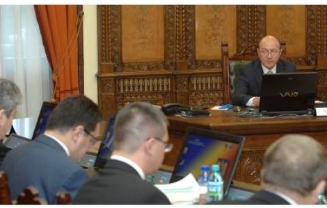 Basescu a retrimis in Parlament "votul gresit"