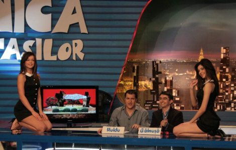 Sase Bebeluse noi la "Cronica Carcotasilor"