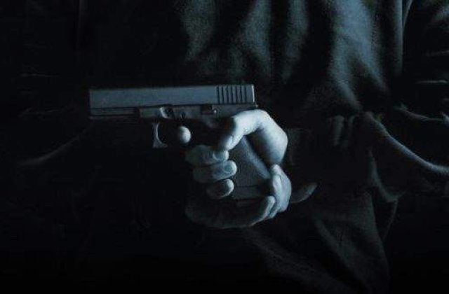 [VIDEO] Impuscaturi pe Calea Mosilor din Capitala