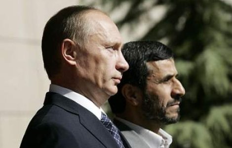 Ahmadinejad: Rusia a vandut Iranul Statelor Unite
