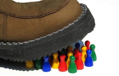 Acordul FMI isi cere tributul: 26.000 de locuri de munca