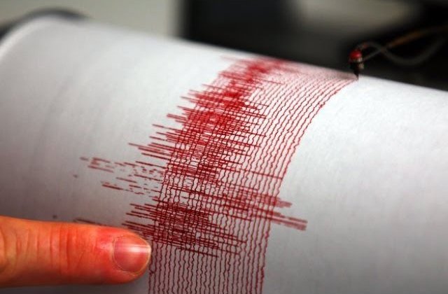 Cinci cutremure cu magnitudini intre 2,5 si 3,5 s-au produs intr-o singura zi in Buzau si Vrancea