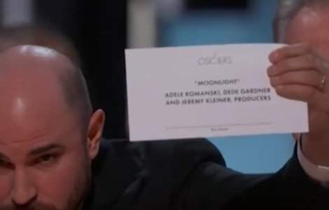 Gafa la Oscar. "La la land", desemnat cel mai bun film dintr-o eroare