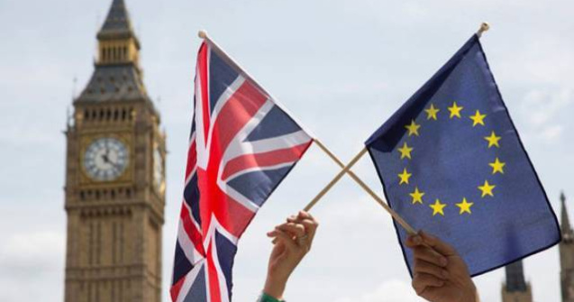 Politicienii londonezi avertizeaza guvernul britanic