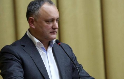 Dodon transmite Romaniei si SUA "sa nu ofere lectii presedintelui"