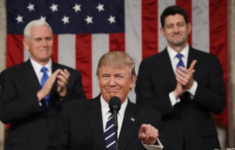 Presedintele Donald Trump saluta aparitia unei "noi mandrii nationale"