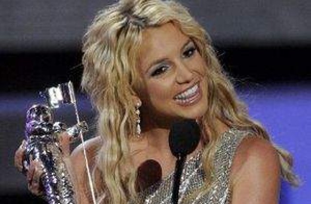 VIDEO: Britney Spears vedeta premiilor MTV 2008