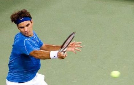 Federer, in optimile de finala la Basel