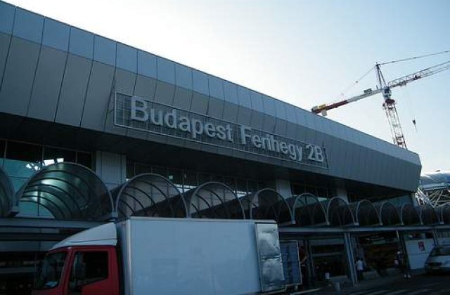 Controale "indecente" la un aeroport ungar