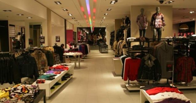 New Yorker, la al 4-lea magazin din Bucuresti