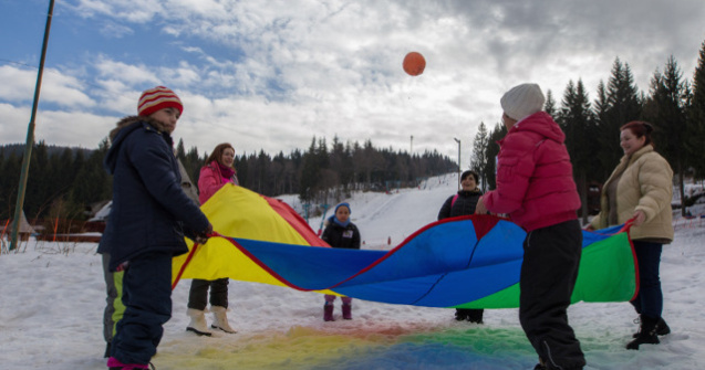 160 de copii au participat la Jocurile Speciale de Iarna din Cavnic