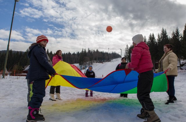 160 de copii din programele Hope and Homes for Children au participat la Jocurile Speciale de Iarna din Cavnic