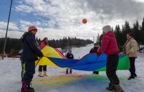 160 de copii au participat la Jocurile Speciale de Iarna din Cavnic