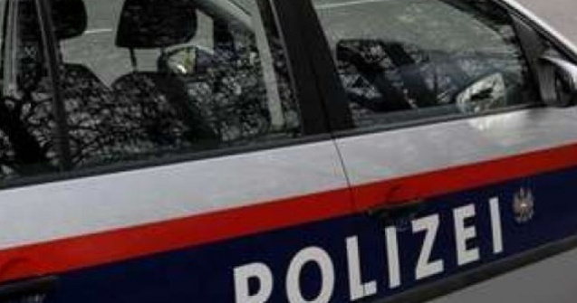 Austria: 8 migranti irakieni, condamnati la inchisoare dupa ce au violat o turista