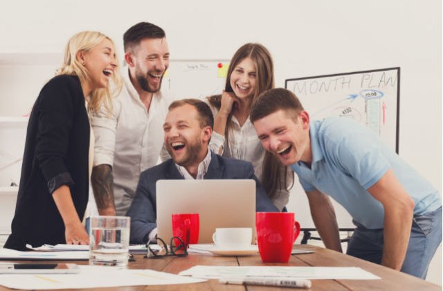 Ce beneficii extra-salariale ofera angajatorii de la noi din tara. Care este trendul in regiune