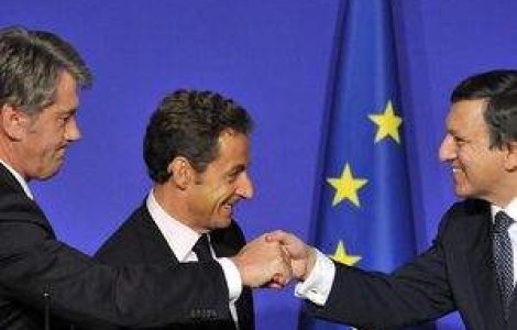 UE obtine numai o 'jumatate de victorie' in fata Rusiei, dupa reuniunea Sarkozy-Medvedev