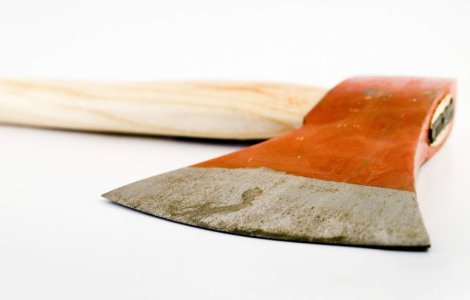 Cel mai vechi topor din lume