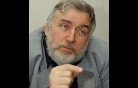 Presa internationala: "Poetul care l-a laudat pe Nicolae Ceausescu a murit"