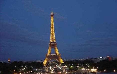 Franta: Mii de persoane au manifestat impotriva reformei pensiilor