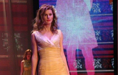 "Miss fata de la tara" si-a desemnat castigatoarea