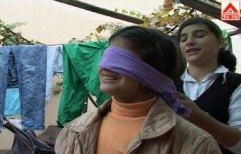  Top  Copiii, victimele nevazute ale crizei economice