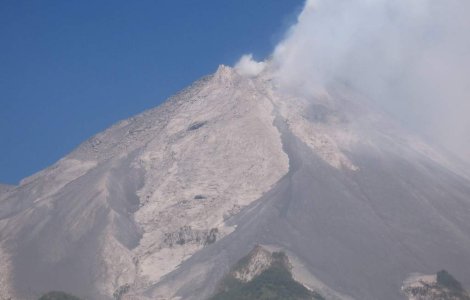 Cutremur de 5,4 grade in apropierea vulcanului Merapi