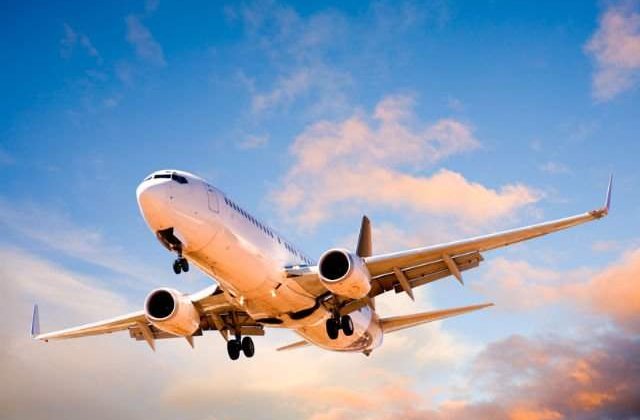 Avioane de lupta britanice si belgiene au interceptat un avion cargo care decolase de la Bucuresti