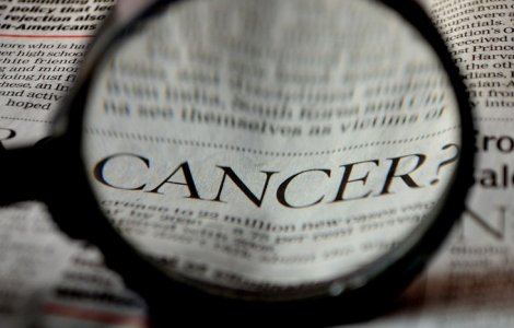 Ce ne imbolnaveste copiii de cancer si cum putem depista boala de la primele semne