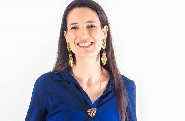 Clotilde Armand se apara. Lista prezentelor