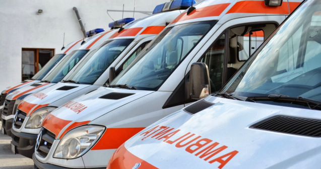 Ambulanta care ducea o pacienta la Spitalul Floreasca, implicata intr-un accident cu 6 masini pe Calea Floreasca