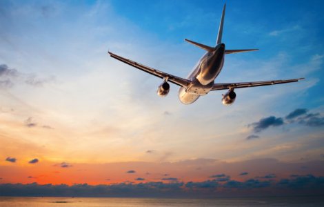  Top  7 secrete despre zborul cu avionul pe care doar stewardesele le stiu