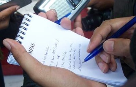 Jurnalistul rus si-a inscenat agresiunea?