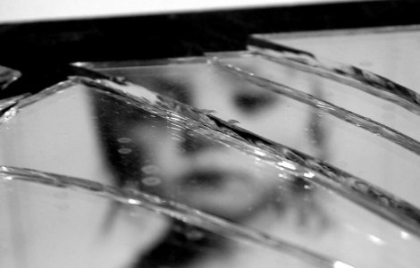 Minori romani, sclavi ai prostitutiei si cersetoriei in Franta
