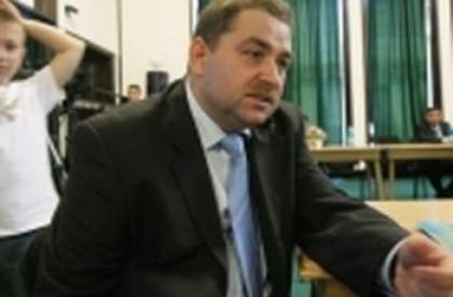 Fostul "prezidentiabil", Ninel Potarca, a fost pus in libertate