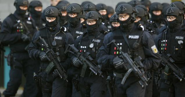 Politia germana a ordonat inchiderea unui centru comercial din Essen