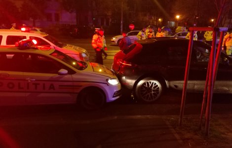 Tanarul care a tarat un politist cu masina a fost arestat preventiv