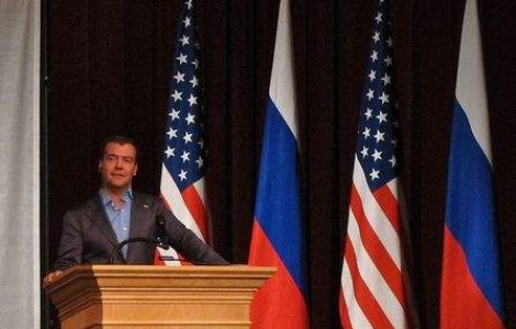 Medvedev: Moscova stia de tradarea comisa de un oficial din spionaj in favoarea SUA