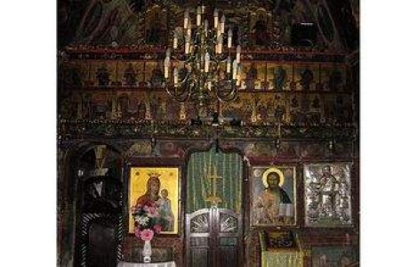 Buzau: Termopane la o biserica veche de sute de ani