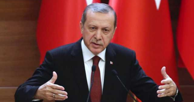 Erdogan o acuza pe Merkel ca "sustine teroristii"